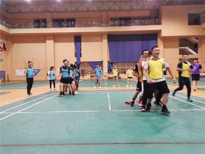 欽州林湖美地2020年趣味運(yùn)動(dòng)會(huì)7.jpg 欽州林湖美地2020年趣味運(yùn)動(dòng)會(huì)7.jpg